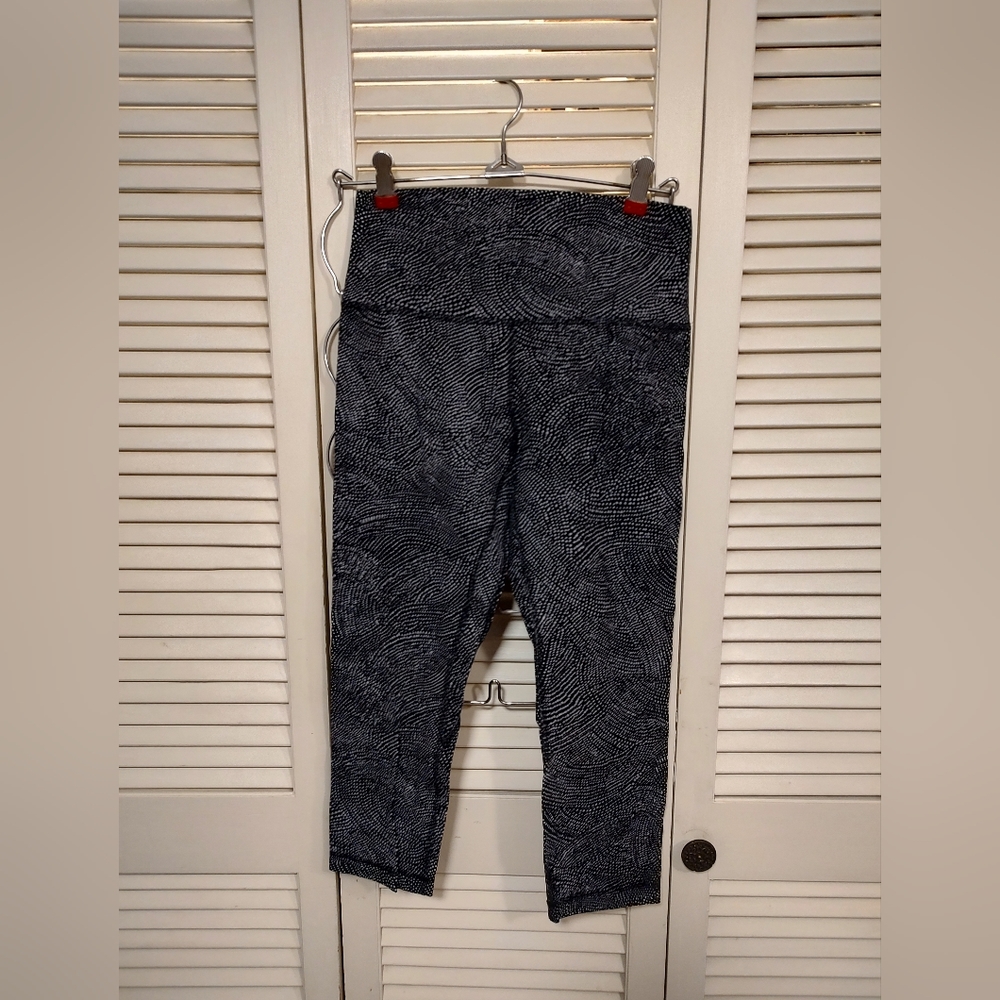 Lululemon Align Free Spirit Ice Gray Black